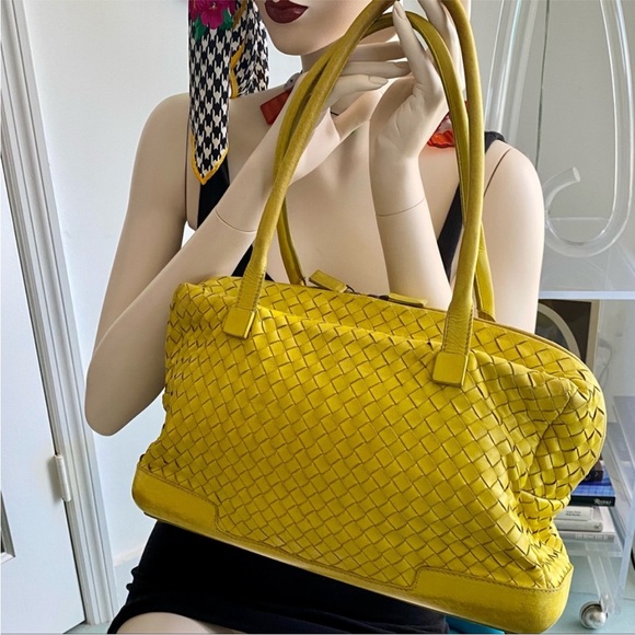 Bottega Veneta Intrecciato Woven Leather Large Shoulder Bag Tote Purse - Picture 2 of 16